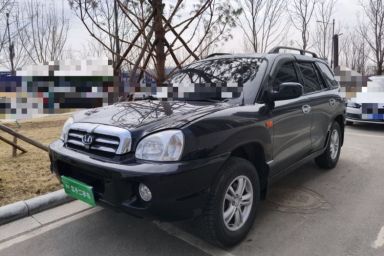 Used Huatai Santa Fe Classic 2015 2.0L Gasoline Manual Transmission Two-Wheel Drive Standard Version