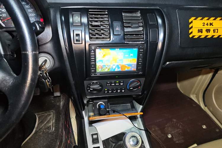 Used Huatai Terracan 2012 2.4L Manual 4x4 Luxury Version Audio And AC Panel