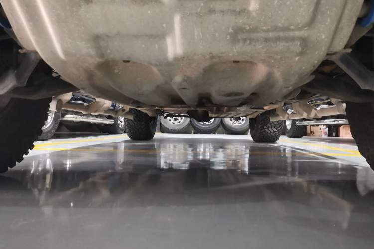 Used Hummer H2 2008 6.2 AT Chassis Front