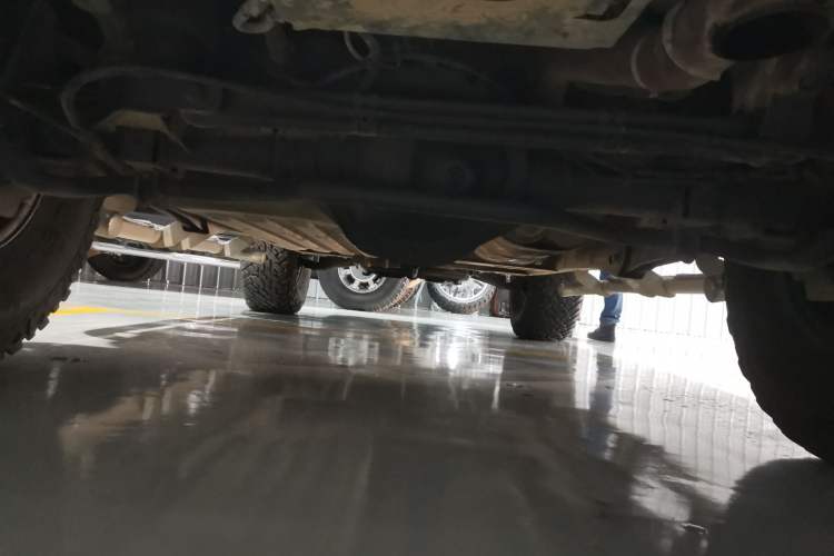 Used Hummer H2 2008 6.2 AT Chassis Rear
