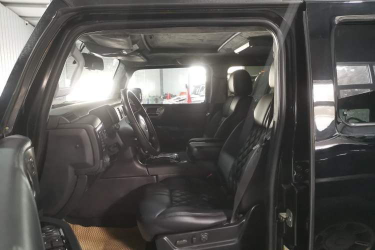 Used Hummer H2 2008 6.2 AT Left Front Seat