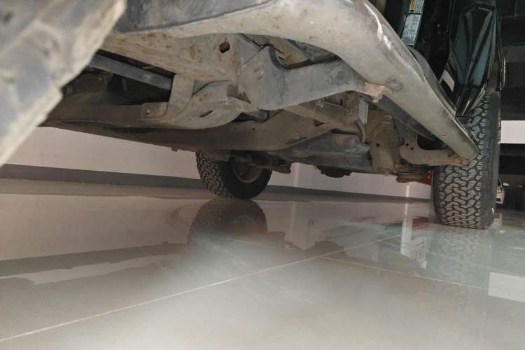 Used Hummer H3 2008 H3x 3.7 Chassis Front Left