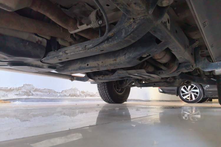 Used Hummer H3 2008 H3x 3.7 Chassis Rear Right