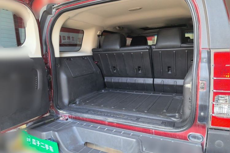 Used Hummer H3 2008 H3x 3.7 Trunk