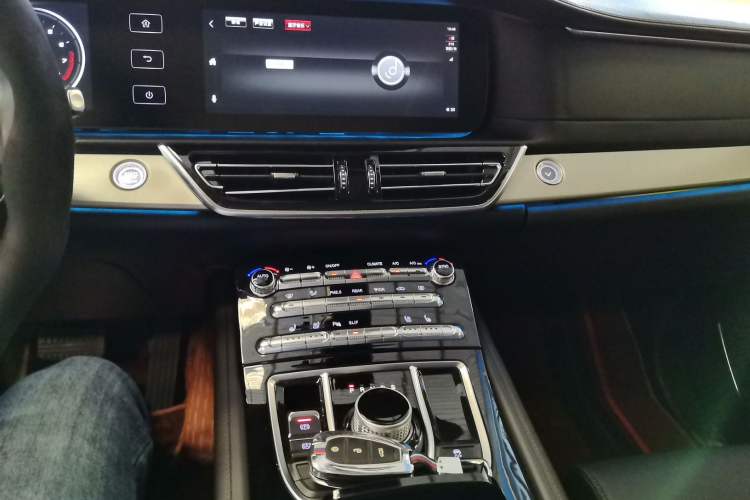 Used Hunkt Kuangshi 2020 2.0T Automatic Two-Wheel Drive Supreme Edition Audio And AC Panel