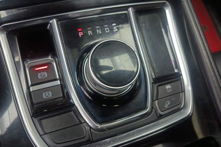 Used Hunkt Kuangshi 2020 2.0T Automatic Two-Wheel Drive Prestige Version Gear Lever