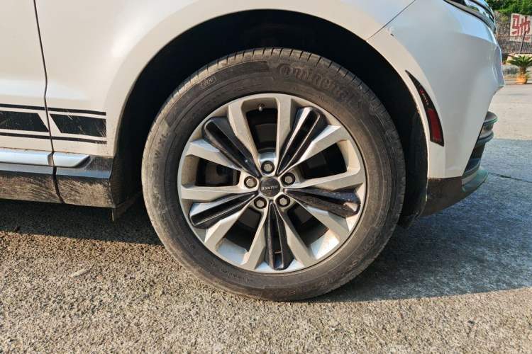 Used Hunkt Kuangshi 2020 2.0T Automatic Two-Wheel Drive Prestige Version Right Front Wheel Hub