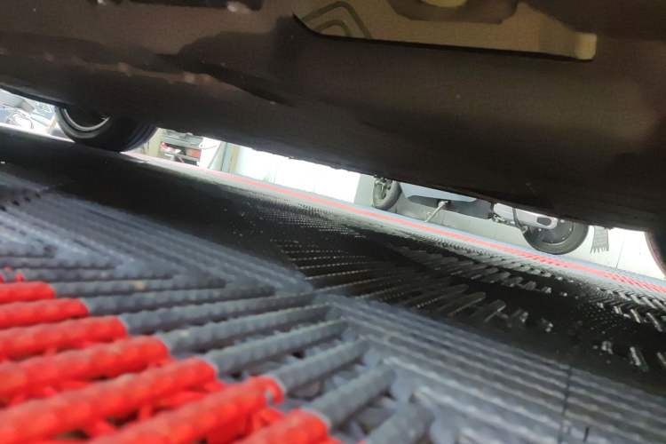 Used Hycan A06 2022 550A Chassis Front Right