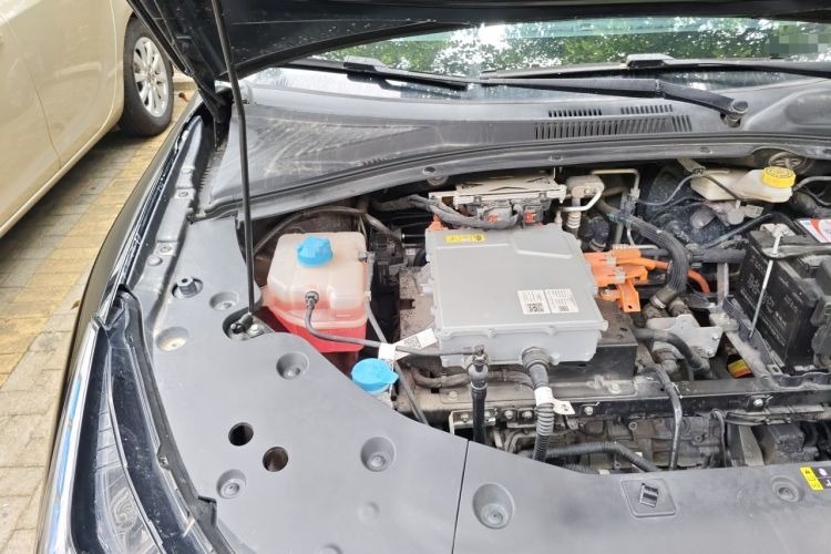 Used Hycan A06 2022 550A Engine Bay Right
