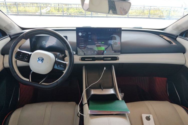 Used Hycan A06 2022 550A Center Console