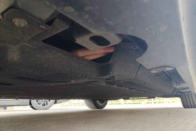 Used Hycan A06 2022 550A Chassis Front Left