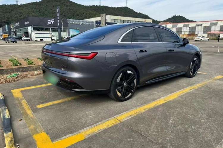 Used Hycan A06 2022 630C Exterior 5