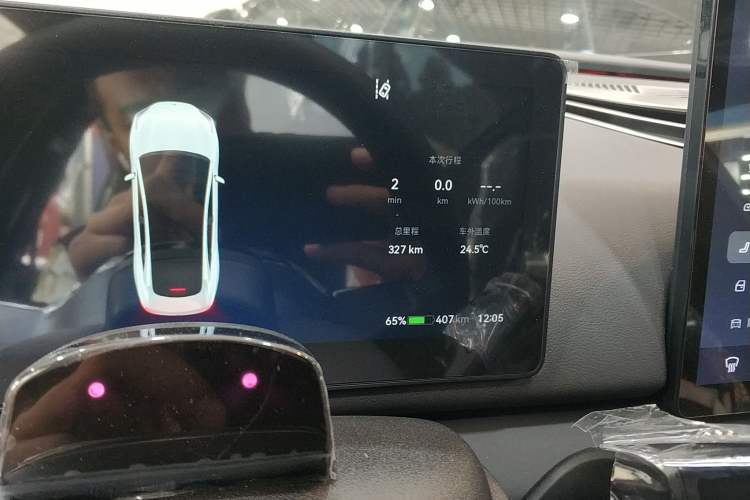 Used Hycan A06 2022 630C Odometer Close Up