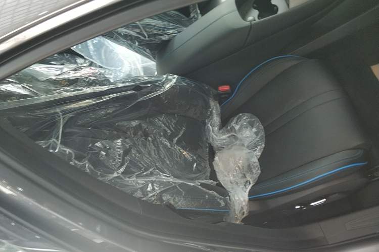 Used Hycan A06 2022 630C Right Front Seat