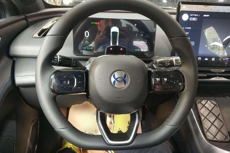 Used Hycan A06 2022 630C Steering Wheel