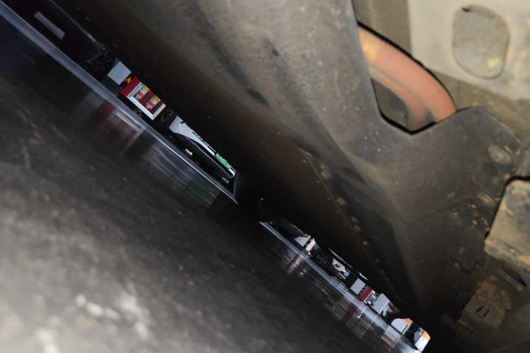 Used Hycan A06 2022 630C Chassis Front Left