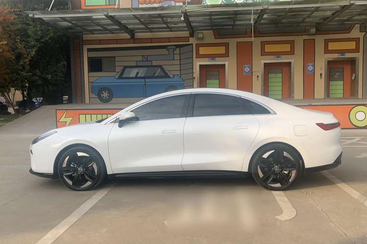 Used Hycan A06 2022 630C Left Side