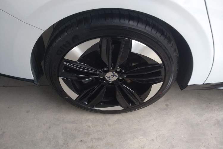 Used Hycan A06 2022 630C Right Rear Wheel Hub