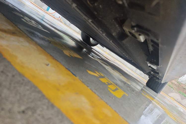 Used Hycan A06 2024 PLUS 520N Chassis Rear Right