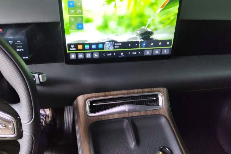 Used Hycan V09 2023 Luxury Edition 762 Audio And AC Panel