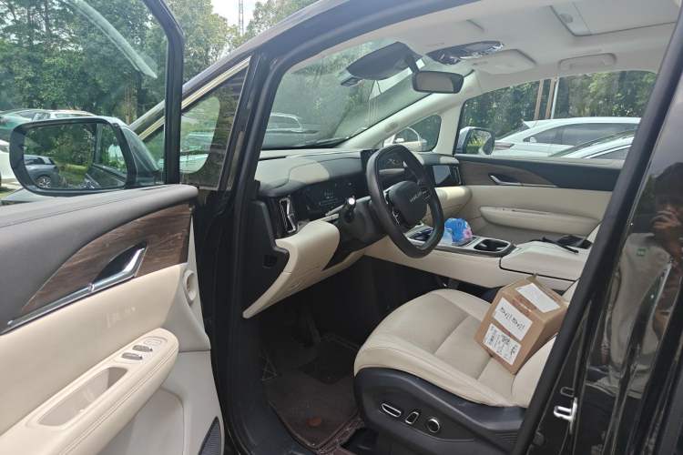 Used Hycan V09 2023 Luxury Edition 620 Driver Seat