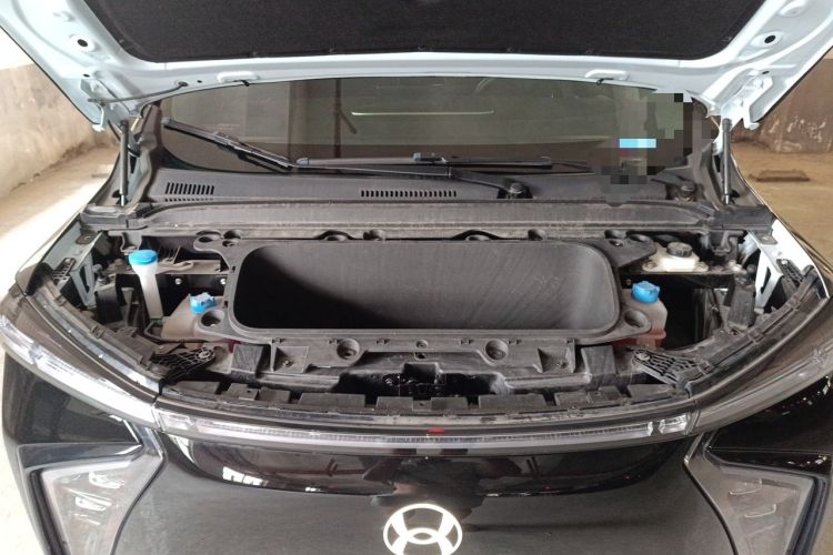 Used Hycan V09 2023 Luxurious Edition Supercharger 620 Engine Bay
