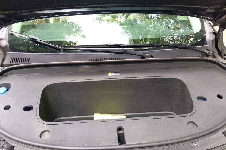 Used Hycan V09 2023 Luxury Edition 762 Engine Bay