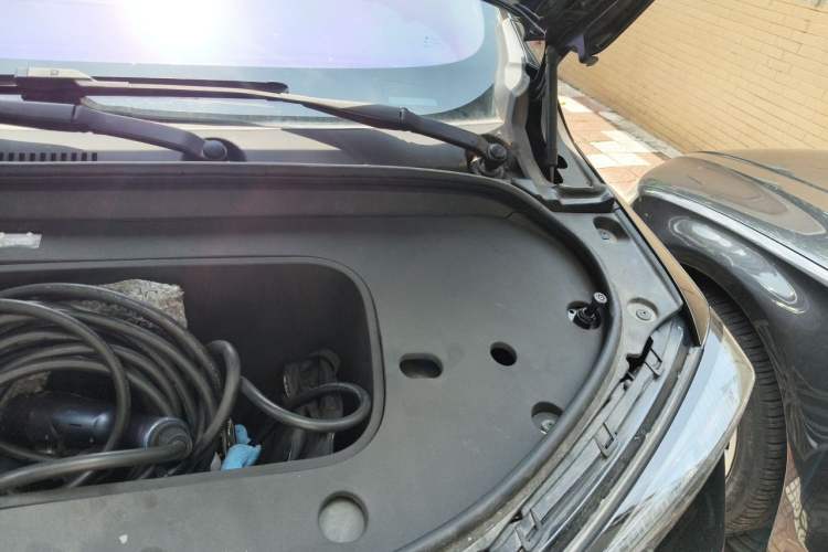Used Hycan V09 2023 Flagship Edition 762 Engine Bay Left