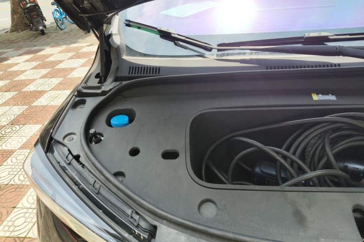 Used Hycan V09 2023 Flagship Edition 762 Engine Bay Right