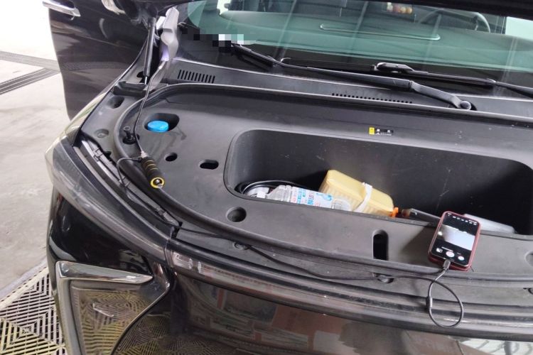 Used Hycan V09 2023 Luxury Edition 762 Engine Bay Right