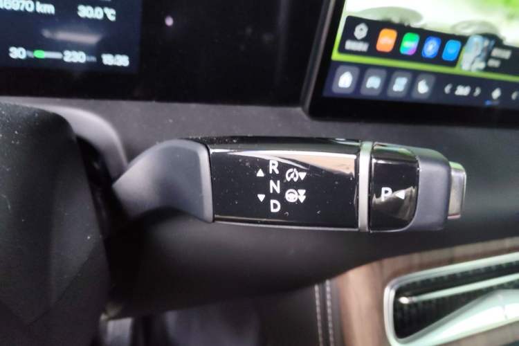Used Hycan V09 2023 Luxury Edition 762 Gear Lever