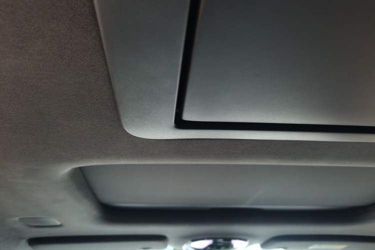 Used Hycan V09 2023 Luxurious Edition Supercharger 620 Headliner