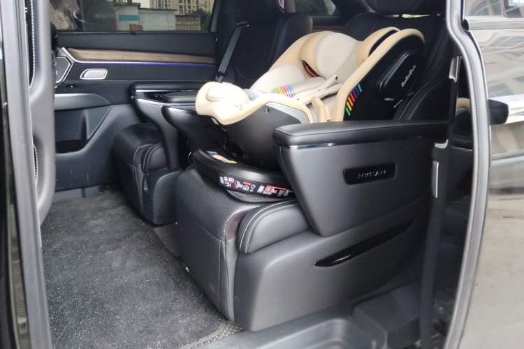Used Hycan V09 2023 Luxury Edition 762 Left Rear Seat