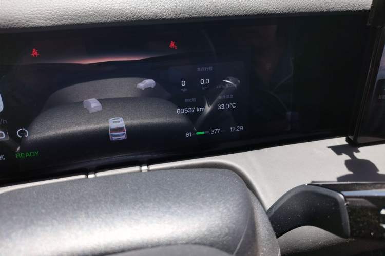 Used Hycan V09 2023 Luxurious Edition Supercharger 620 Odometer Close Up