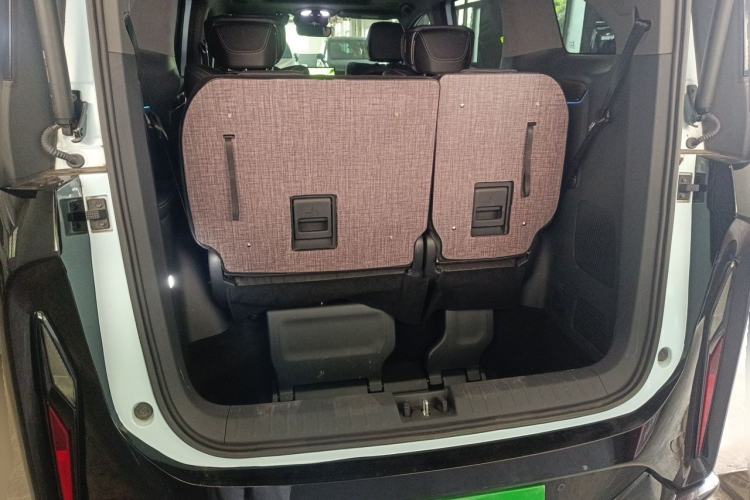 Used Hycan V09 2023 Luxurious Edition Supercharger 620 Trunk