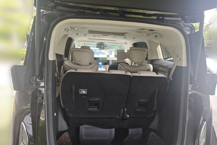 Used Hycan V09 2023 Luxury Edition 620 Trunk
