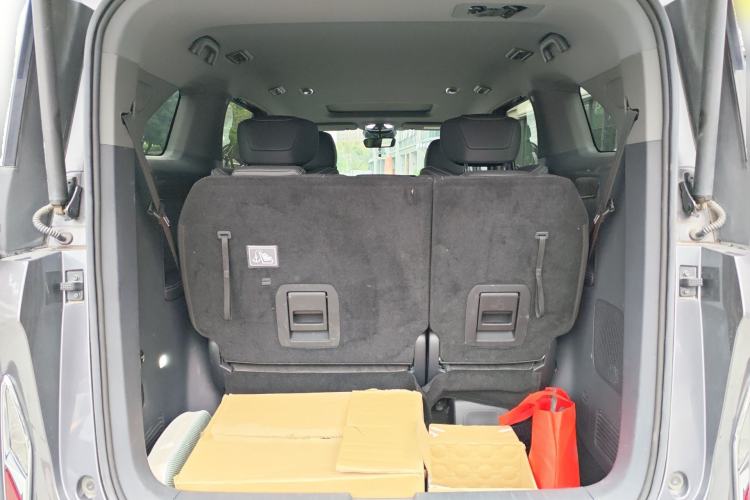 Used Hycan V09 2023 Luxury Edition 620 Trunk