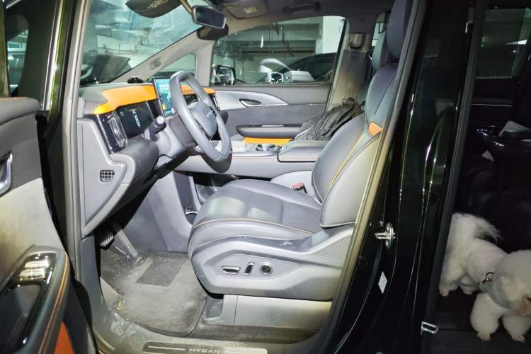 Used Hycan V09 2023 Luxurious Edition Supercharger 620 Left Front Seat