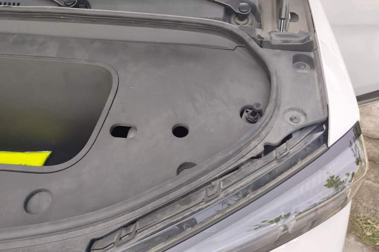 Used Hycan V09 2023 Luxurious Edition Supercharger 620 Engine Bay Left