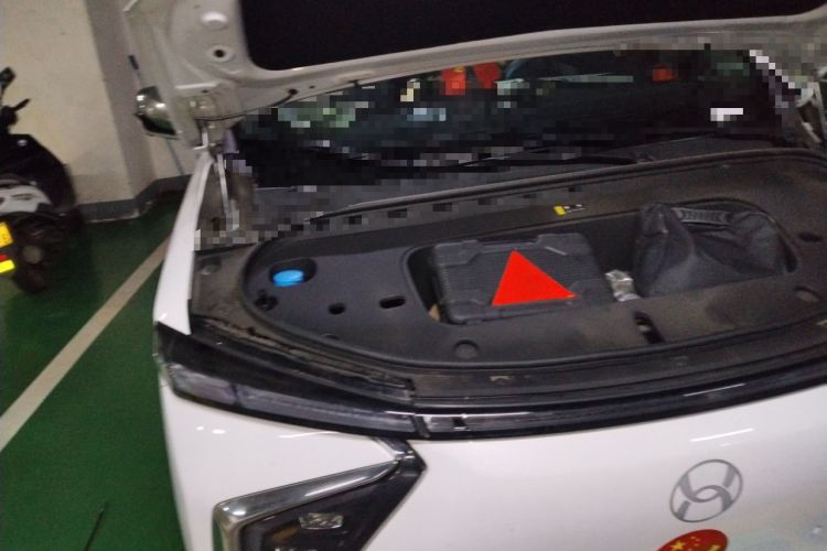 Used Hycan V09 2023 Luxury Edition 620 Engine Bay Right