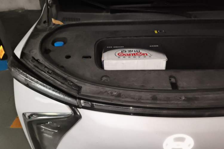 Used Hycan V09 2023 Luxury Edition 620 Engine Bay Right