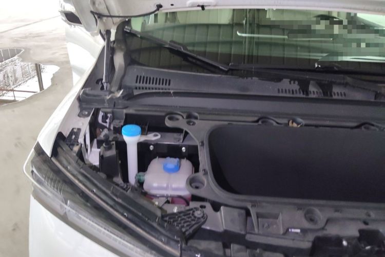 Used Hycan V09 2023 Luxury Edition 762 Engine Bay Right