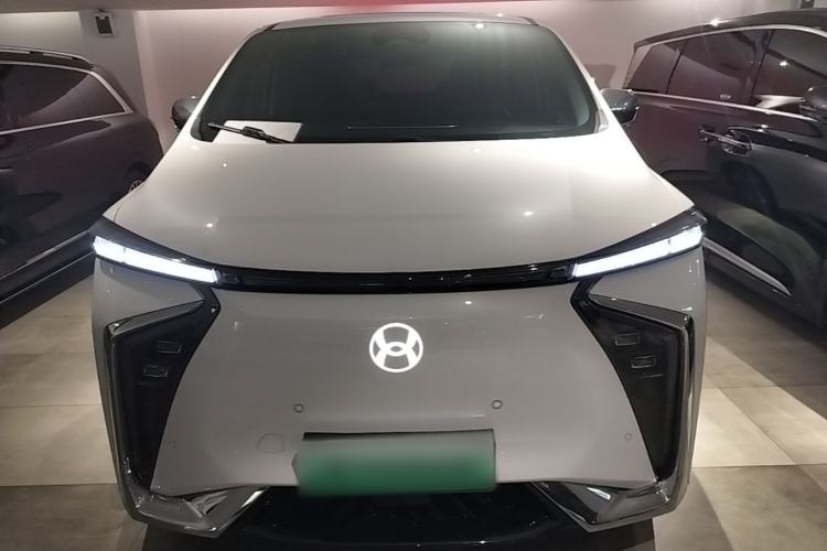 Used Hycan V09 2023 Luxury Edition 620 Front