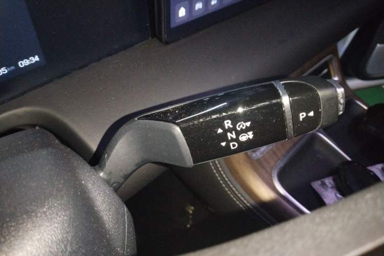 Used Hycan V09 2023 Luxury Edition 620 Gear Lever