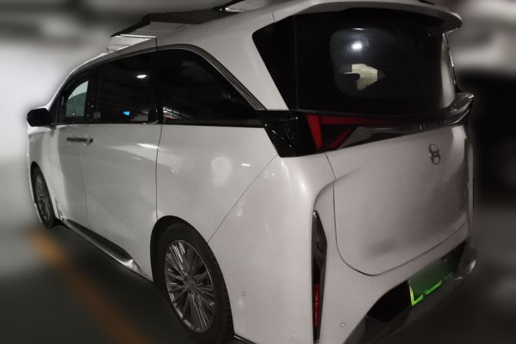 Used Hycan V09 2023 Luxury Edition 620 Rear Left 45 Deg