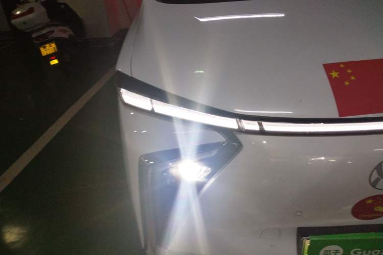 Used Hycan V09 2023 Luxury Edition 620 Right Front Headlight