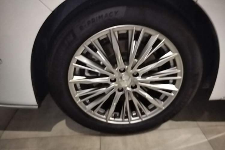 Used Hycan V09 2023 Luxury Edition 620 Right Rear Wheel Hub