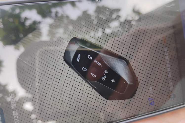 Used Hycan V09 2023 Luxurious Edition Supercharger 620 Vehicle Key