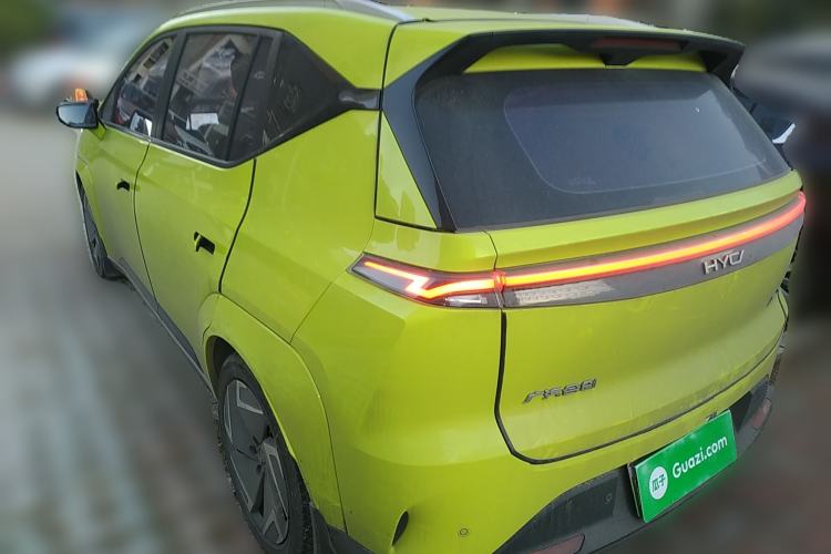 Used Hycan Z03 2022 620 km Range Trendy Cool Version 160 kW 76.8 kWh Rear Left 45 Deg