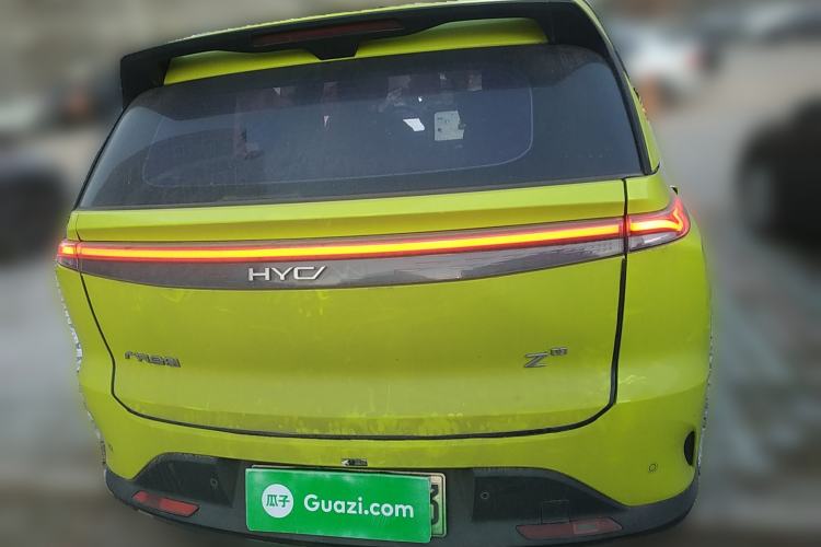 Used Hycan Z03 2022 620 km Range Trendy Cool Version 160 kW 76.8 kWh Rear